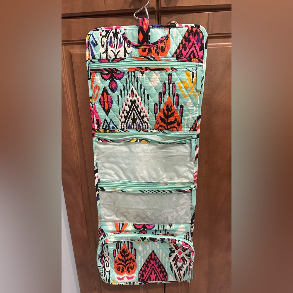 Vera Bradley travel accessory bag